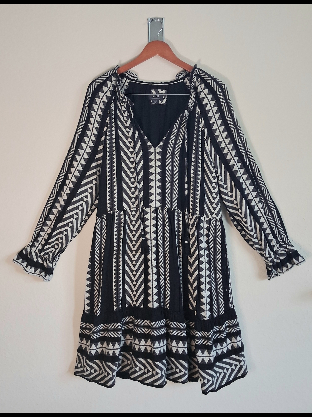 Maeve Anthropologie Black & White Geometric Long-Sleeve Tiered Dress